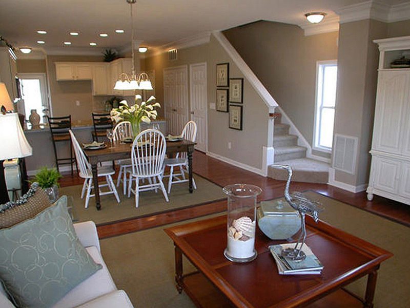Bowling Green model home interior